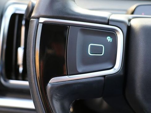 Used 2025 Ford Expedition Platinum w/ Stealth Appearance Package image 28