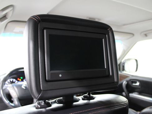 Used 2017 Nissan Armada Platinum image 27