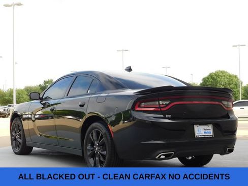 Used 2022 Dodge Charger SXT w/ Blacktop Package AWD/4WD image 2