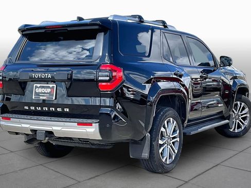 Used 2025 Toyota 4Runner Limited AWD/4WD image 12