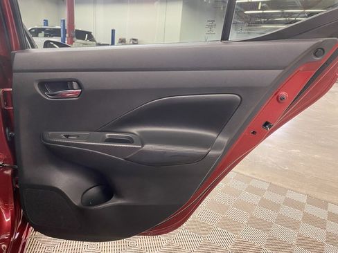 Used 2020 Nissan Versa SV w/ Trunk Package image 16