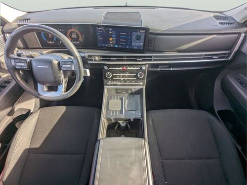 Used 2024 Hyundai Santa Fe SE FWD image 15