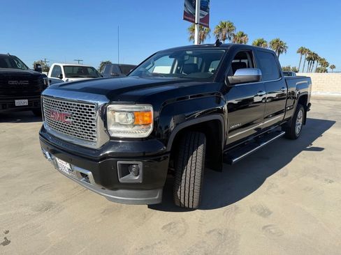 Used 2015 GMC Sierra 1500 Denali w/ Driver Alert Package RWD image 3
