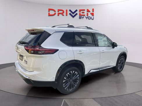 New 2026 Nissan Rogue Platinum w/ Platinum Premium Package image 5