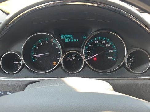 Used 2013 Buick Enclave Leather AWD/4WD image 37