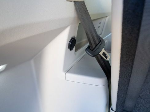 New 2026 Volkswagen Atlas SE image 14