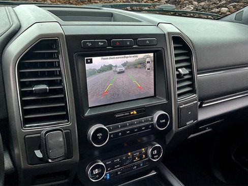 Used 2019 Ford Expedition XLT w/ Equipment Group 202A image 19