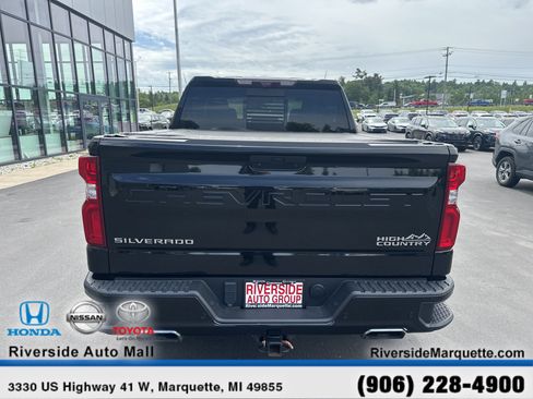 Used 2021 Chevrolet Silverado 1500 High Country AWD/4WD image 7