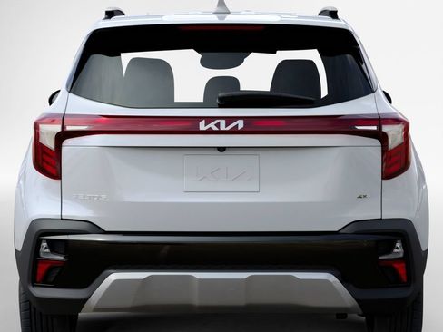 New 2026 Kia Seltos S AWD/4WD image 13