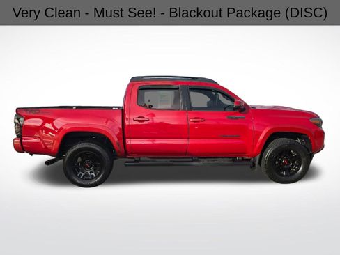Used 2019 Toyota Tacoma TRD Sport image 11
