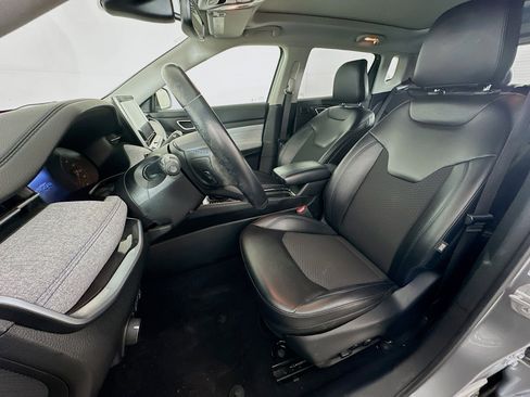 Used 2022 Jeep Compass Latitude w/ Sun and Sound Group FWD image 13