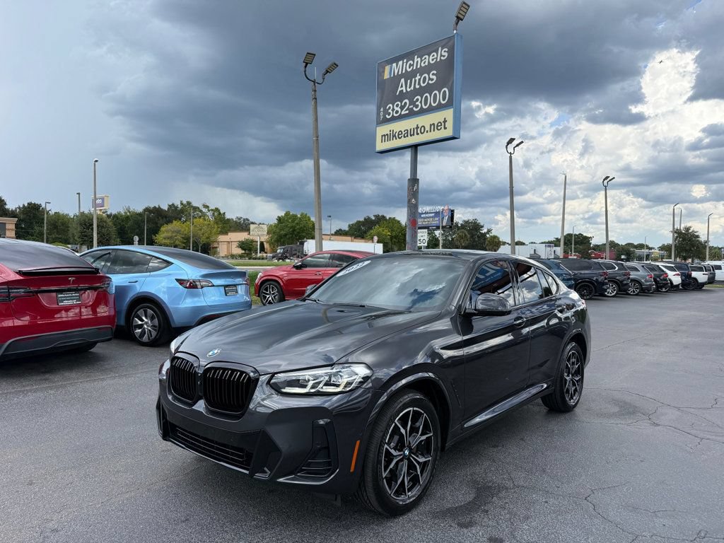 Used 2022 BMW X4 xDrive30i w/ M Sport Package 2 AWD/4WD image 1