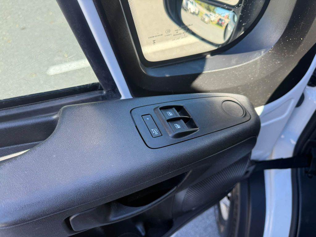 Used 2023 RAM ProMaster 2500 FWD image 25