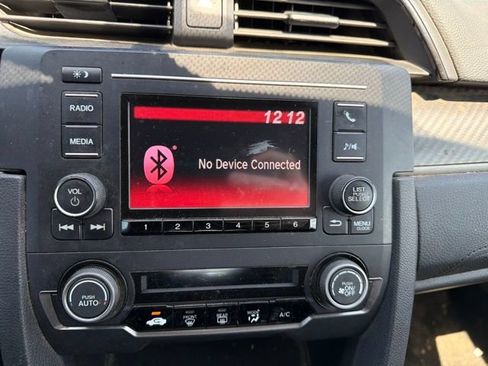 Used 2018 Honda Civic Sport image 15