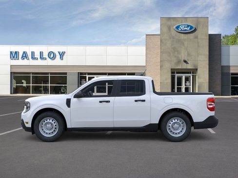 New 2026 Ford Maverick XL image 3