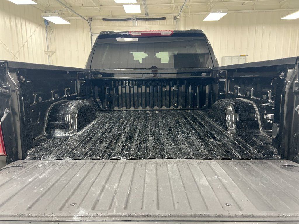 Used 2026 Chevrolet Silverado 1500 LT AWD/4WD image 24