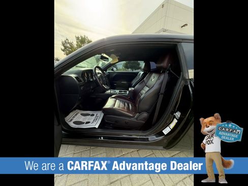 Used 2014 Dodge Challenger SXT image 12