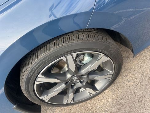 Certified 2025 Honda Civic Sport image 6