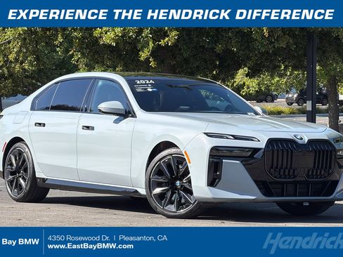 Used 2024 BMW 740i w/ Premium Package 2 RWD image 1