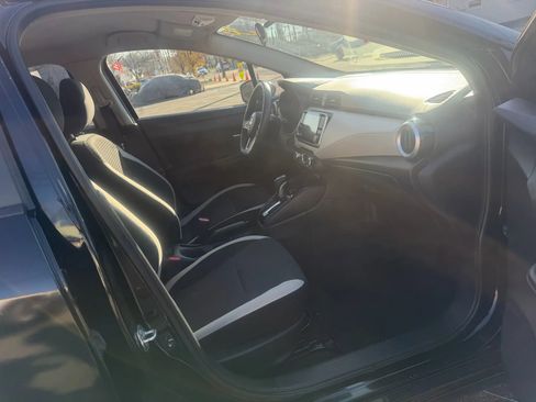 Used 2021 Nissan Versa SV image 26