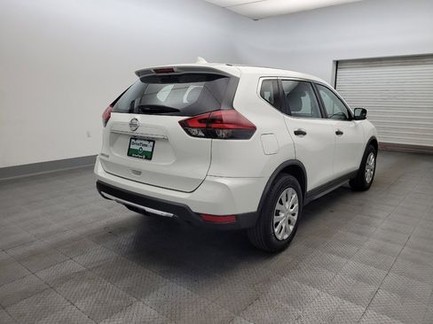 Used 2020 Nissan Rogue S FWD image 9