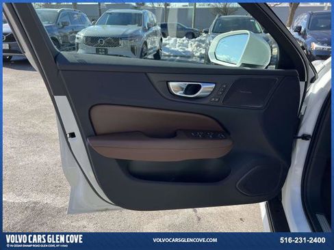 New 2026 Volvo V60 B5 Cross Country Ultra w/ Climate Package image 17