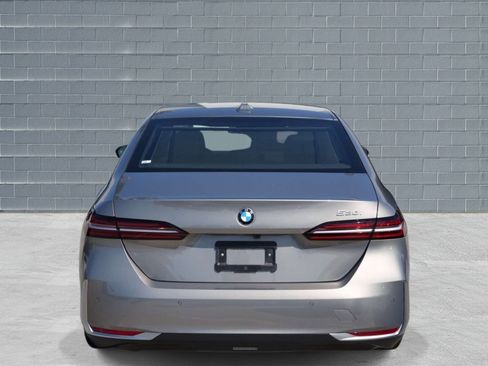 Used 2026 BMW 530i w/ Premium Package RWD image 4