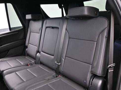 Used 2025 Chevrolet Tahoe LT image 32