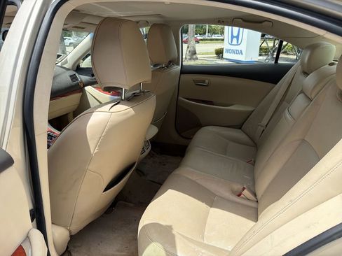 Used 2011 Lexus ES 350 FWD image 22