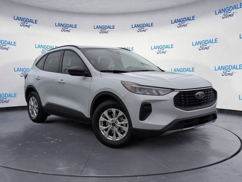 New 2026 Ford Escape Active image 2