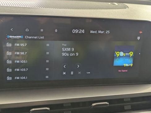 Used 2025 Kia Telluride S image 20