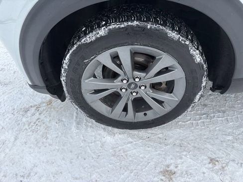 Used 2021 Ford Explorer XLT w/ XLT Sport Appearance Package image 49