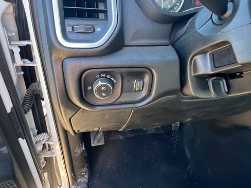 Used 2025 RAM 2500 Big Horn image 23