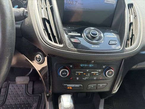 Used 2017 Ford Escape Titanium FWD image 14