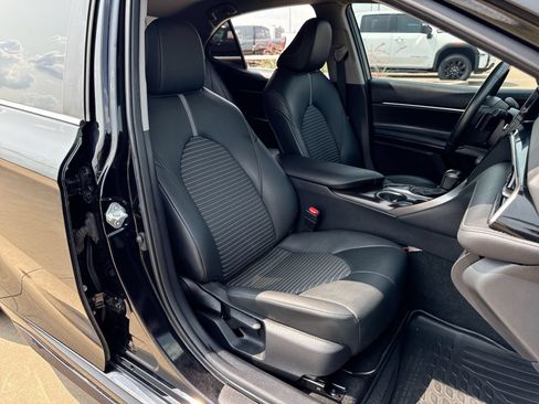 Used 2023 Toyota Camry SE w/ Convenience Package FWD image 23