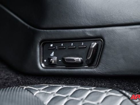 Used 2016 Aston Martin Vanquish Volante image 80