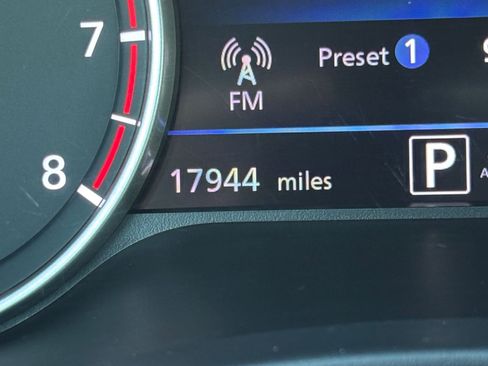 Used 2025 Nissan Sentra SV FWD image 38