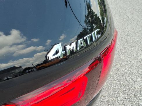 Used 2023 Mercedes-Benz GLB 250 4MATIC image 28