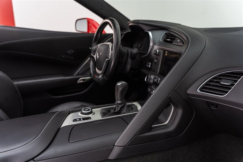 Used 2018 Chevrolet Corvette Z06 RWD image 63