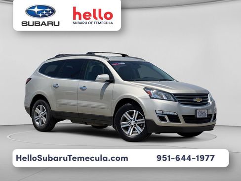 Used 2015 Chevrolet Traverse LT FWD image 1