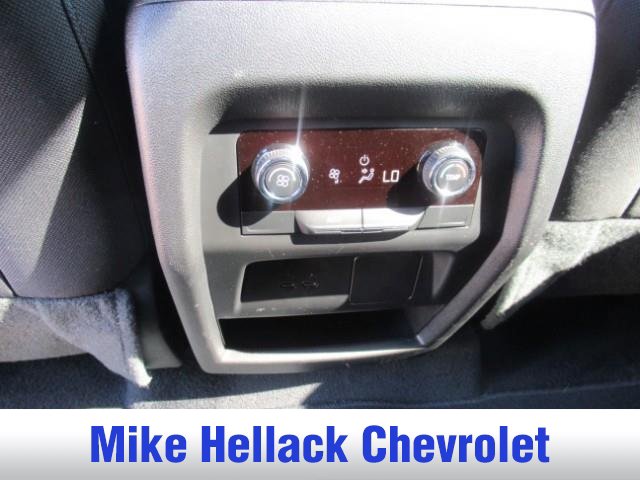 Used 2026 Chevrolet Traverse LT FWD image 22