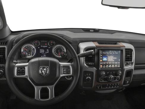 Used 2017 RAM 2500 Laramie w/ Sport Appearance Group AWD/4WD image 10