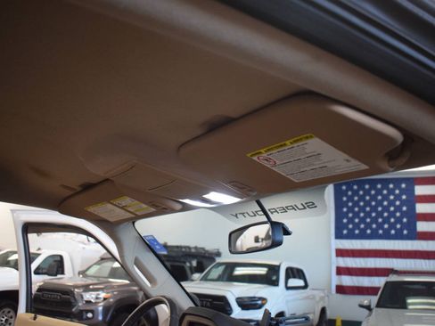 Used 2011 Ford F250 Lariat w/ Lariat Interior Pkg RWD image 47