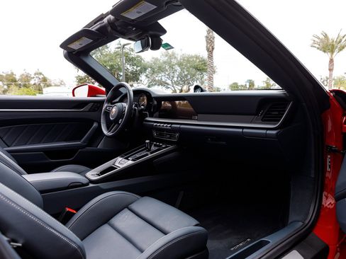 Used 2024 Porsche 911 Targa 4S image 49