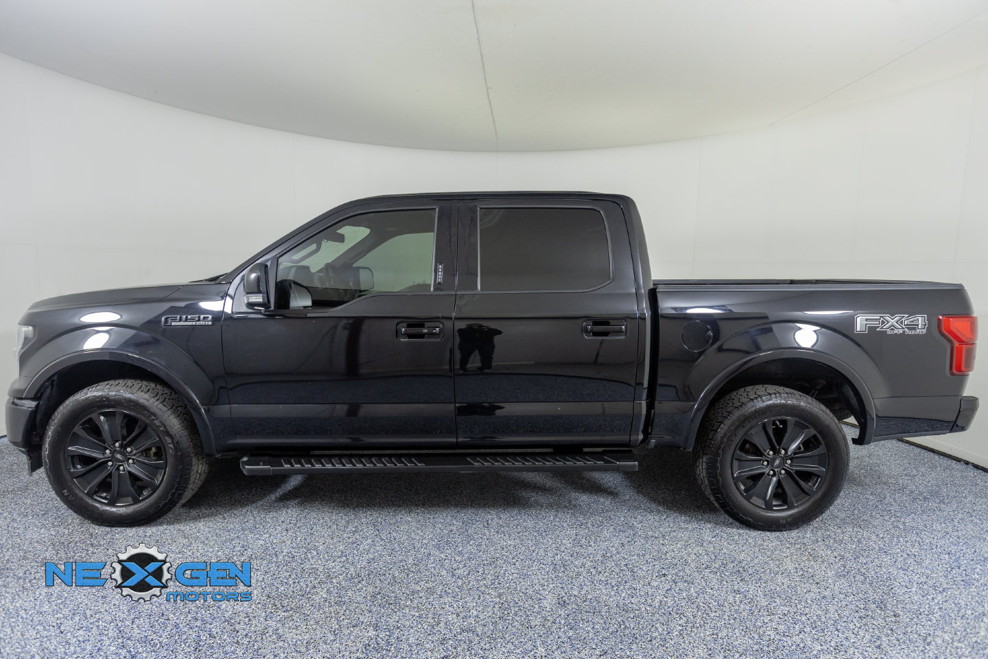 Used 2020 Ford F150 Lariat w/ Equipment Group 502A Luxury AWD/4WD image 4