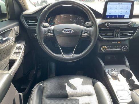 Used 2020 Ford Escape SEL FWD image 20