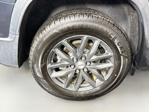 Used 2019 GMC Acadia SLT image 33