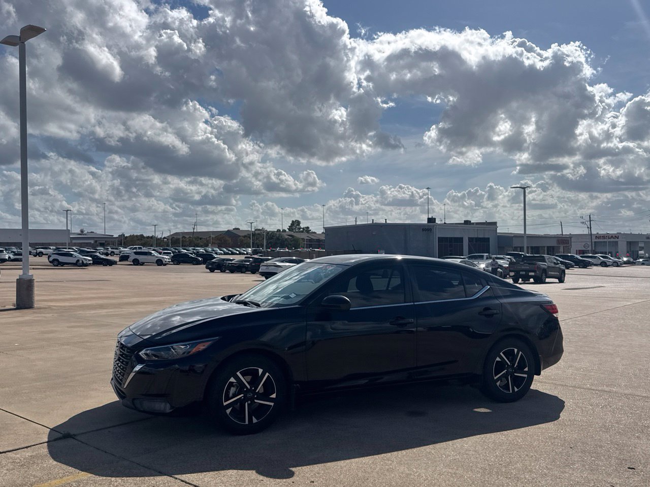 Used 2025 Nissan Sentra SV w/ Trunk Package FWD image 15