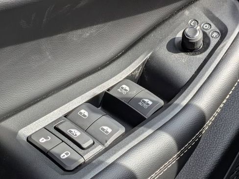 New 2026 Jeep Grand Cherokee Altitude AWD/4WD image 26