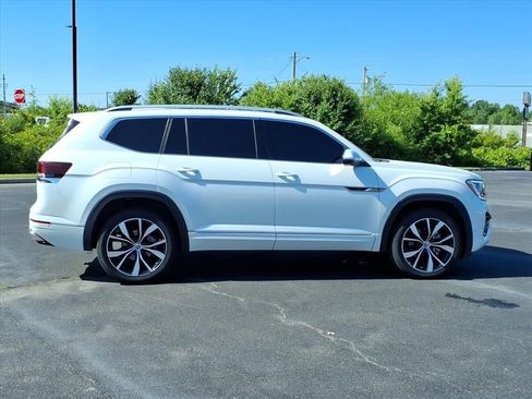 Used 2024 Volkswagen Atlas SEL Premium R-Line AWD/4WD image 20